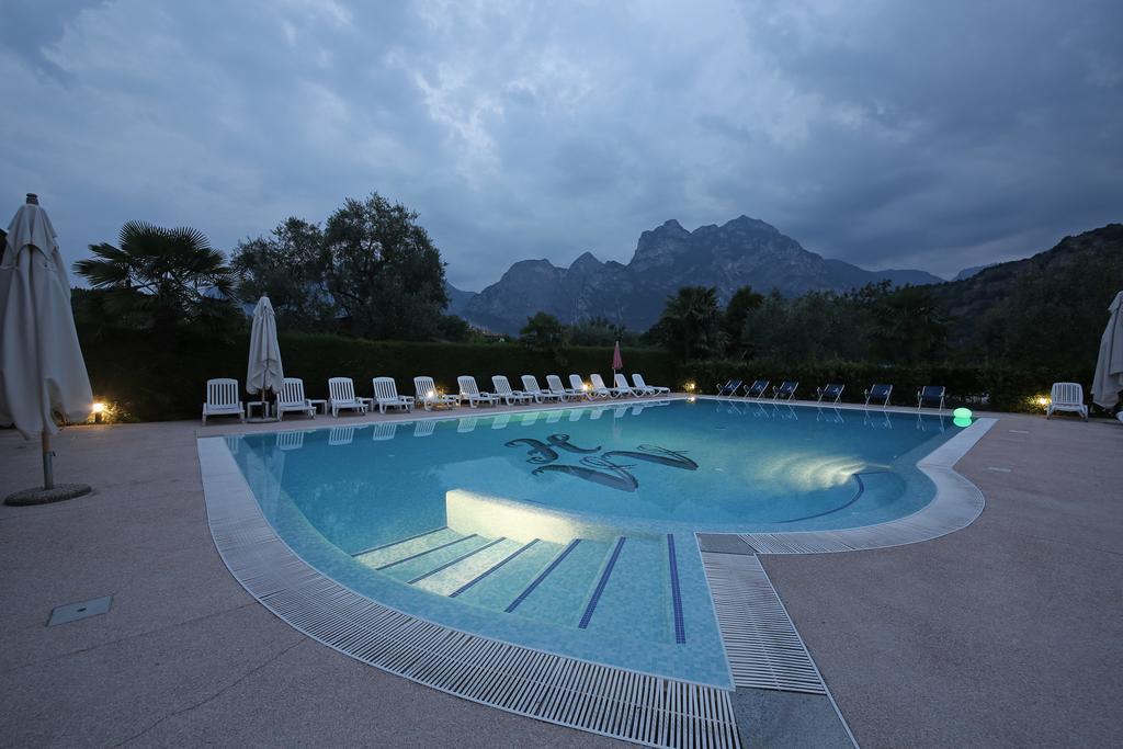 Hotel Villa Verde Torbole Sul Garda Exterior foto