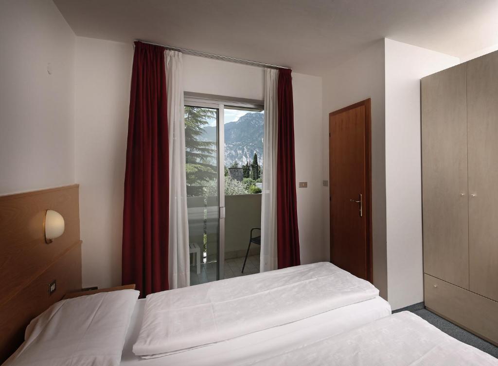 Hotel Villa Verde Torbole Sul Garda Exterior foto